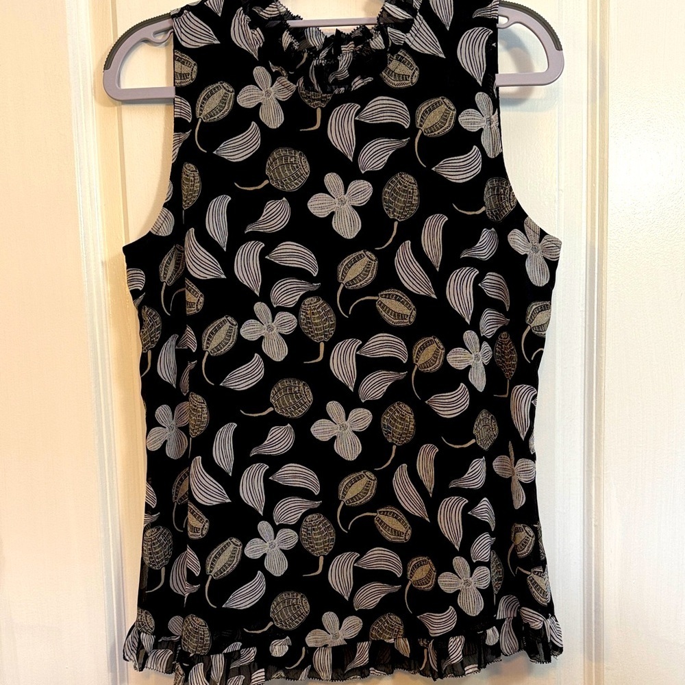 Ann Taylor Black and White Floral Blouse